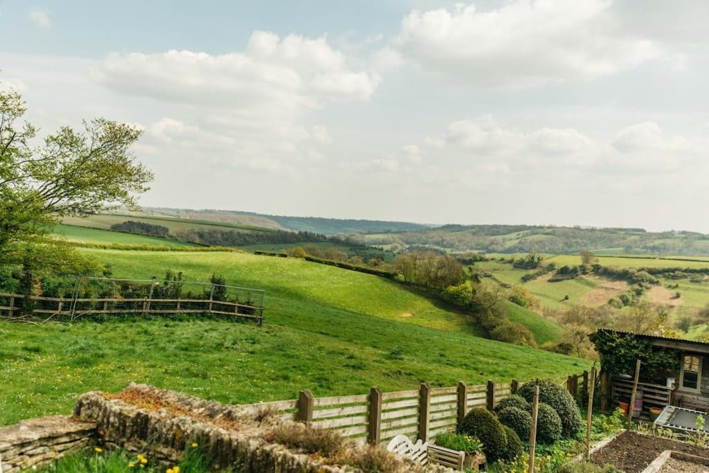 Romantic Country Annex With Views - 10 Min To Bath Cold Ashton Esterno foto